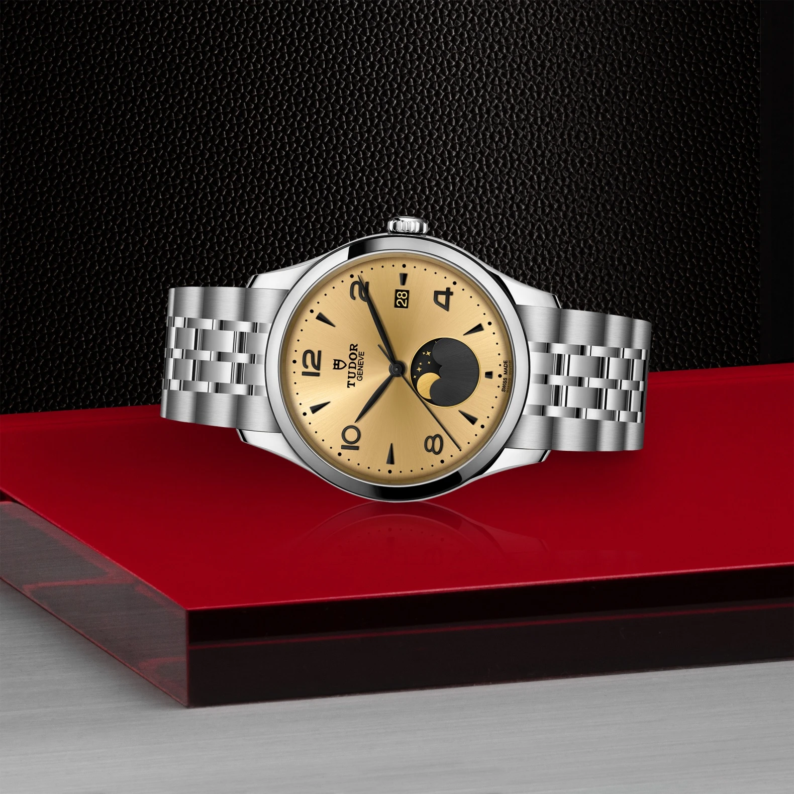 Tudor 1926 Luna - Model No. M91560-0001