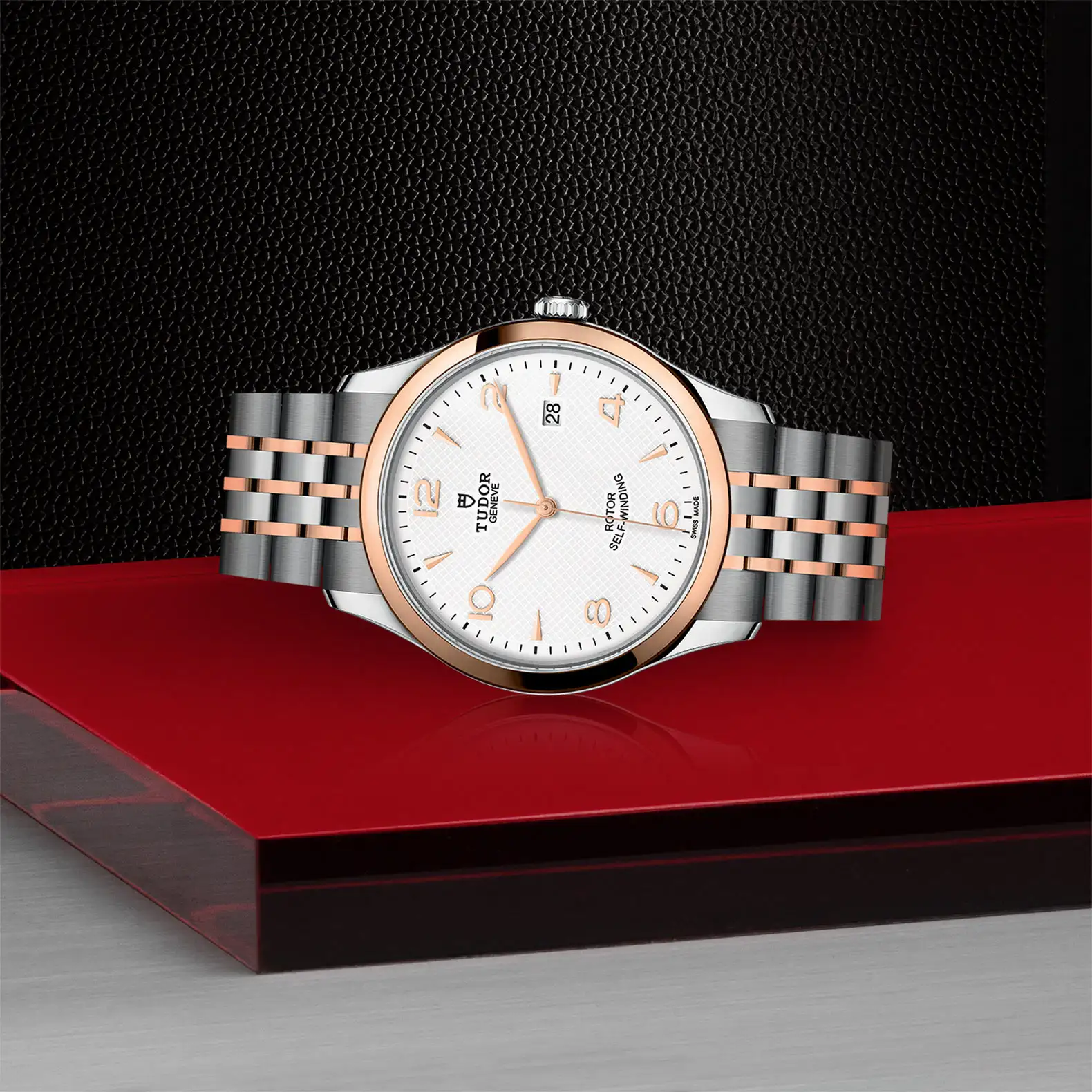 Tudor 1926 - Model No. M91651-0009